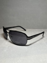 Load image into Gallery viewer, Guess GU 6790 BLK
